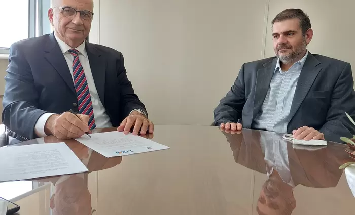 Μνημόνιο υπέγραψαν τράπεζες και δημοσιονομικό συμβούλιο