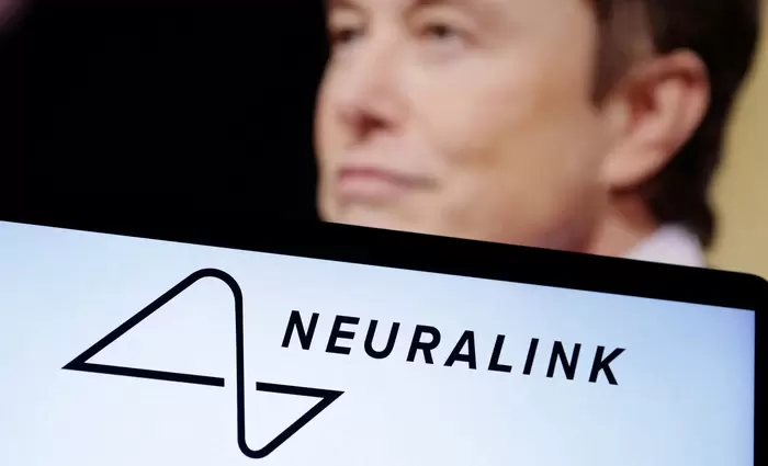 Ίλον Μασκ: Η Neuralink εμφύτευσε σε δεύτερο ασθενή τσιπ εγκεφάλου