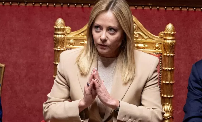 Τζόρτζια Μελόνι: Η γυναίκα που κινεί τα νήματα της Ευρώπης