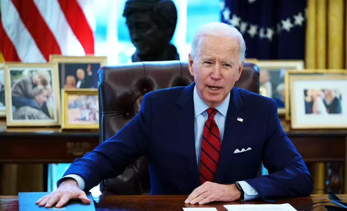FT: Το ριψοκίνδυνο πείραμα Biden με το πακέτο $1,9 τρισ.