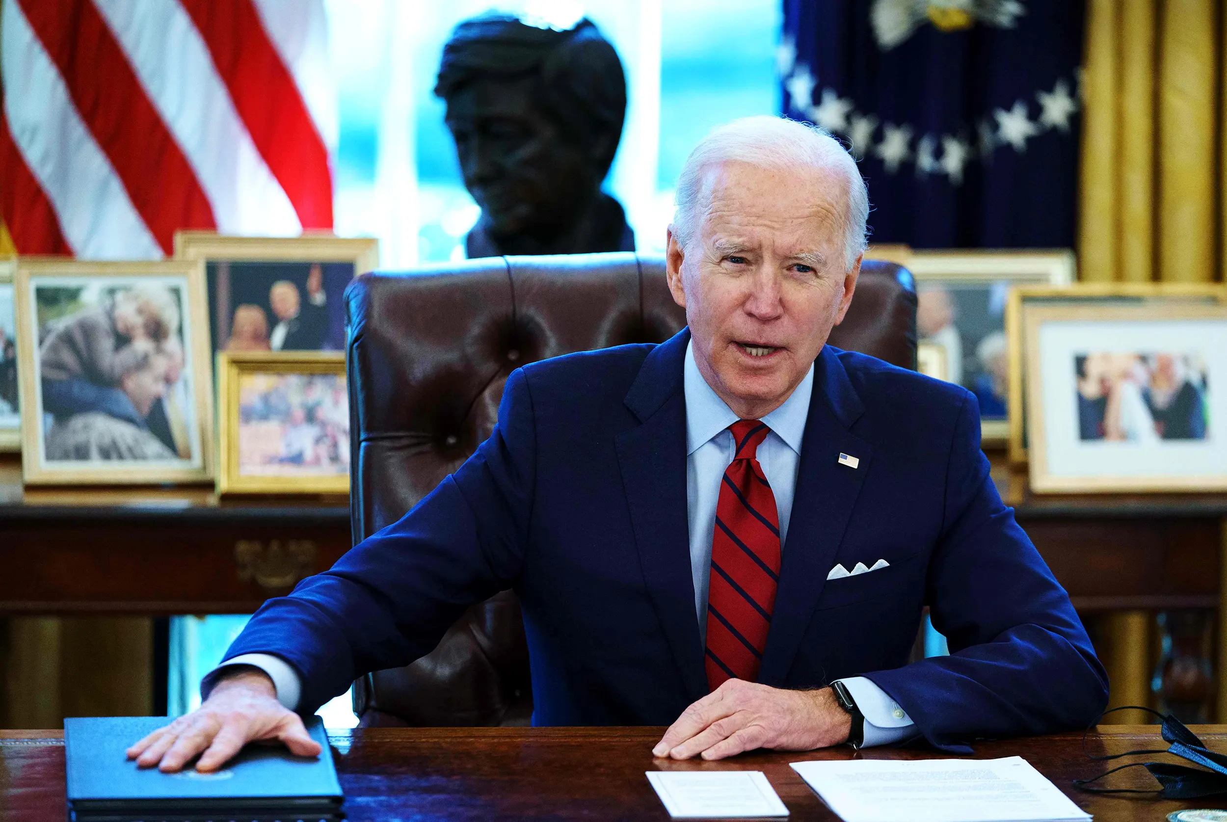 FT: Το ριψοκίνδυνο πείραμα Biden με το πακέτο $1,9 τρισ.
