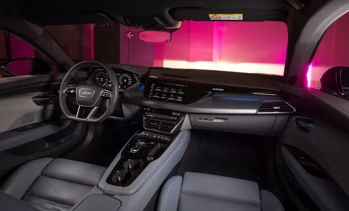 Audi: Γιατί «φρενάρει» την παραγωγή στα ηλεκτρικά αυτοκίνητα