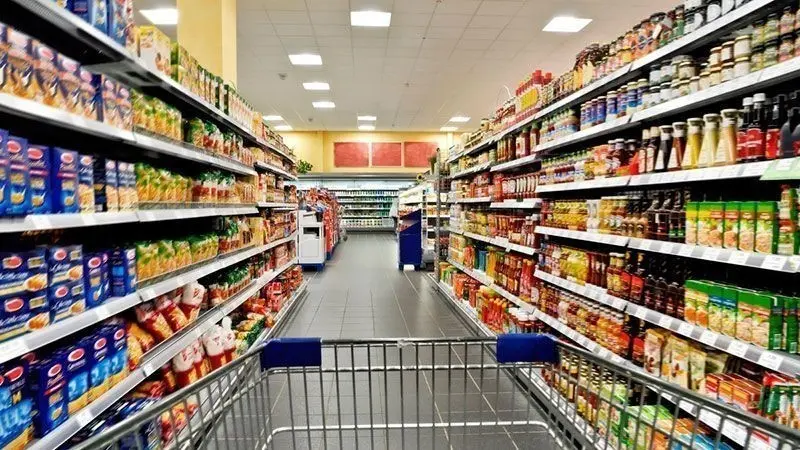 Ο πληθωρισμός υποχώρησε, οι αυξήσεις όμως στις τιμές προϊόντων.. καλά κρατούν
