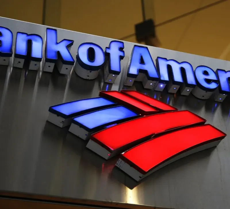 BofA: Ευρώπη και ΗΒ ακολουθούν διαφορετικούς δρόμους στη χρηματοδότηση των μικρομεσαίων επιχειρήσεων