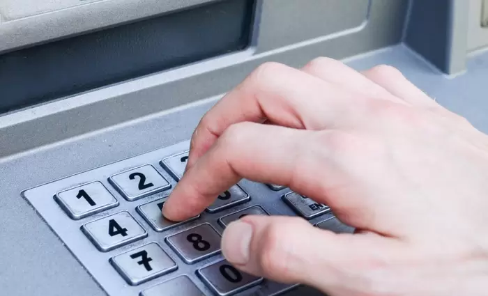 Τι γίνεται με τις αναλήψεις μετρητών στις ΣΠΕ;