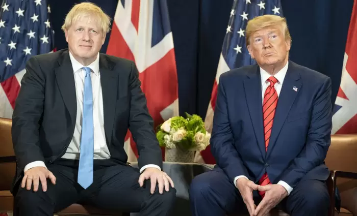 Τηλεφωνικό επεισόδιο Τραμπ - Τζόνσον για τις εταιρίες 5G