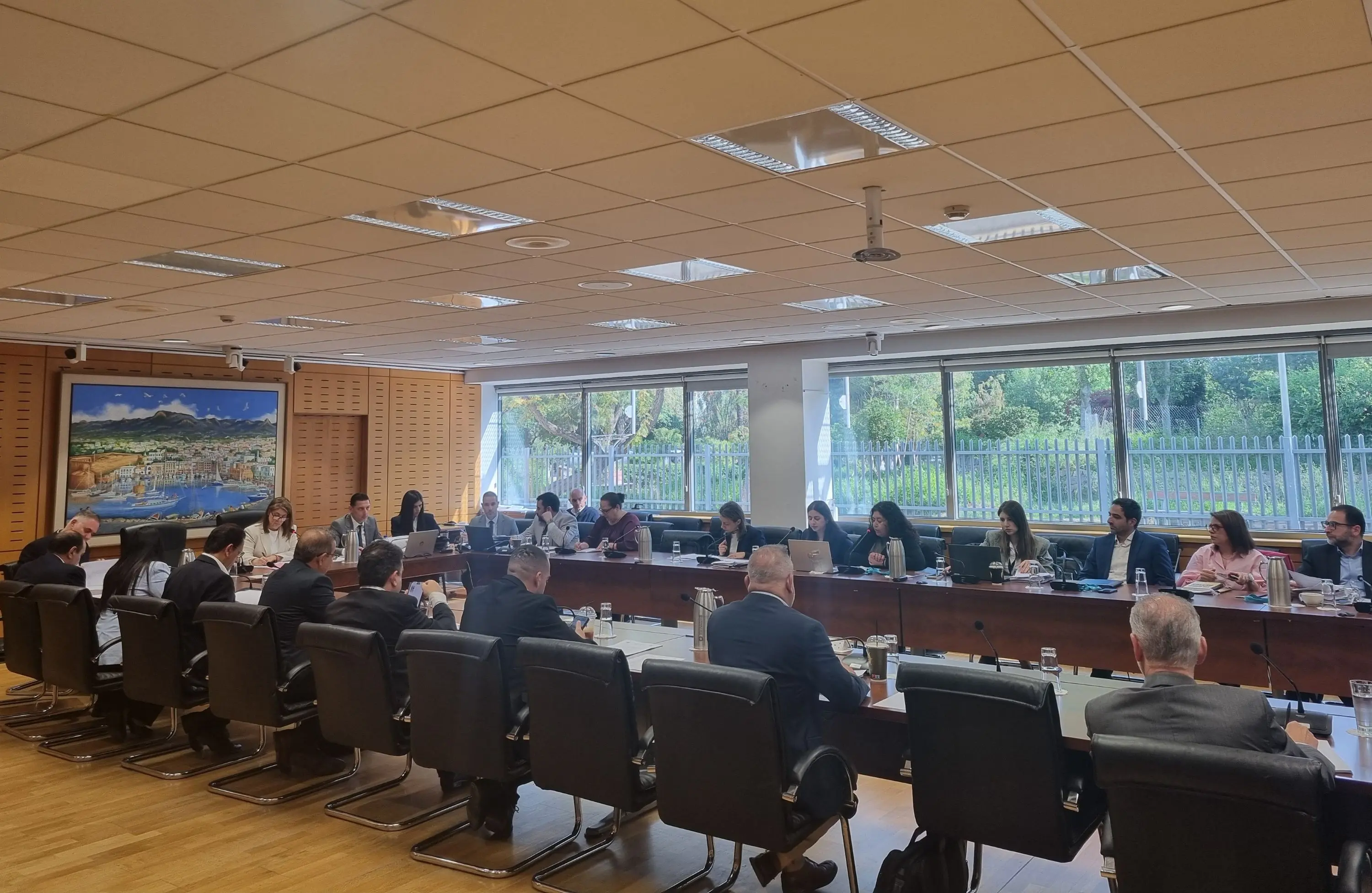 Δεν άρεσαν οι αναπομπές για εκποιήσεις – Έντονες αντιδράσεις στην Επ. Οικονομικών