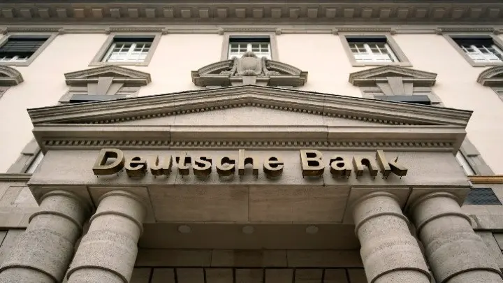 Χρυσός: Η Deutsche Bank μειώνει έως και 22% τις προβλέψεις της για τις τιμές – Ρυθμιστής των τιμών η Fed