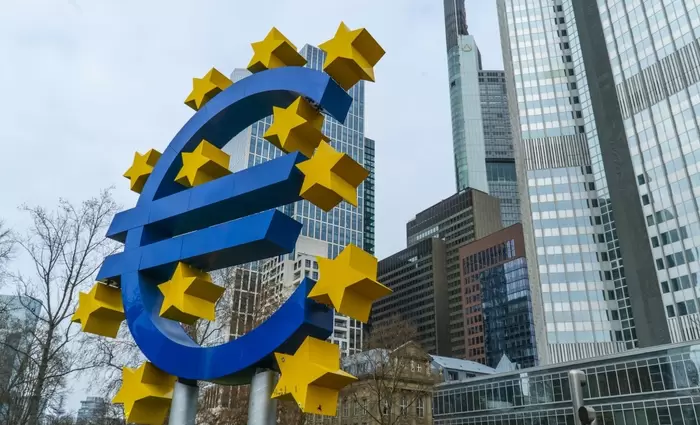 Ευρωζώνη: Επιταχύνονται οι μισθολογικές αυξήσεις το 2026 – Πιέσεις στην ΕΚΤ από πληθωρισμό και ενεργειακό κόστος