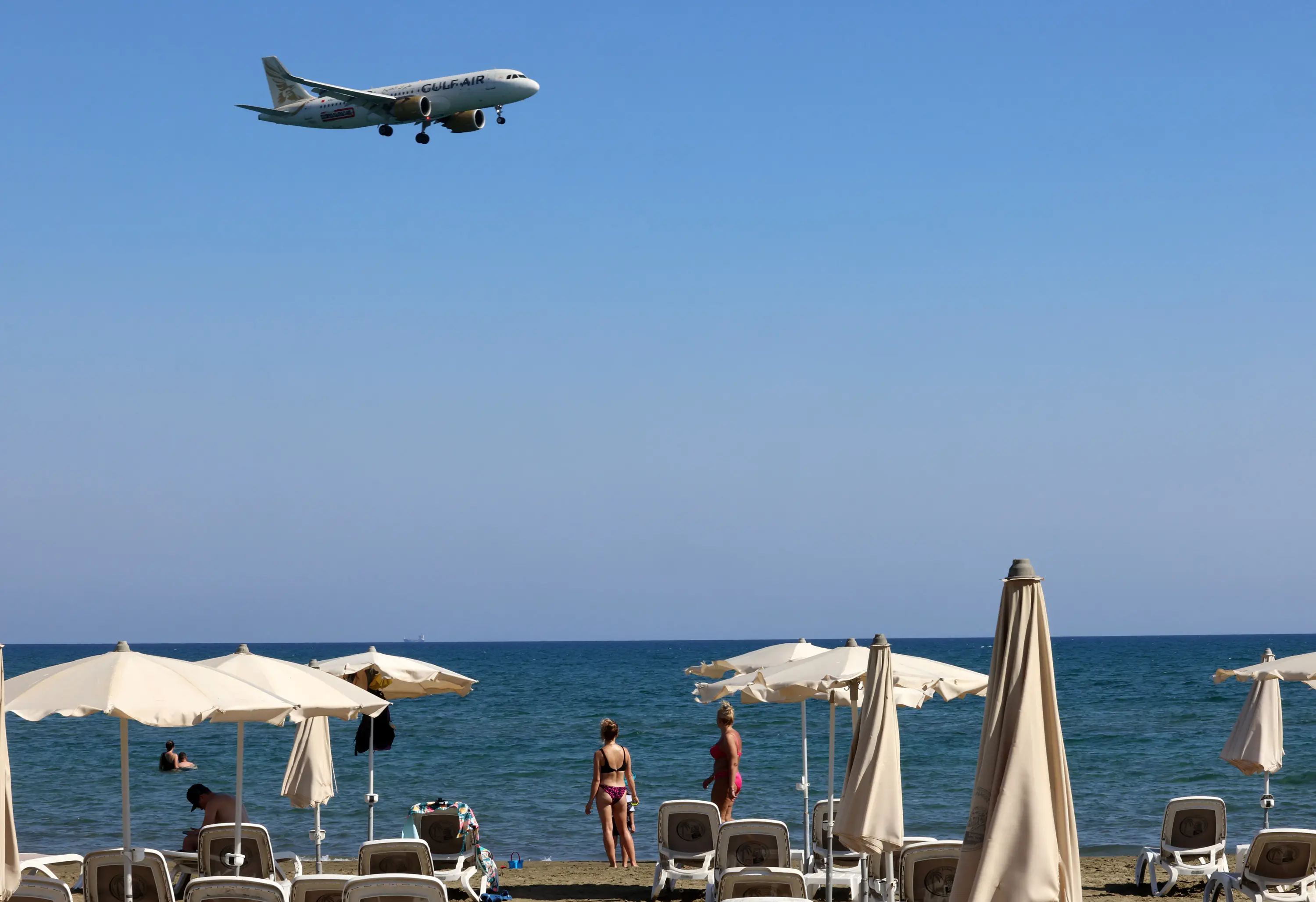 ΠΑΣΥΞΕ: «Θετική εξέλιξη» η αναθεώρηση ταξιδιωτικών οδηγιών από ΗΠΑ και ΗΒ