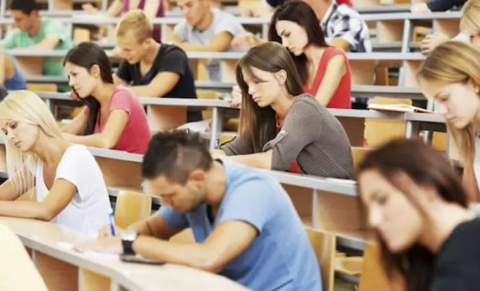 Άνοιξαν οι αιτήσεις για την φοιτητική χορηγία