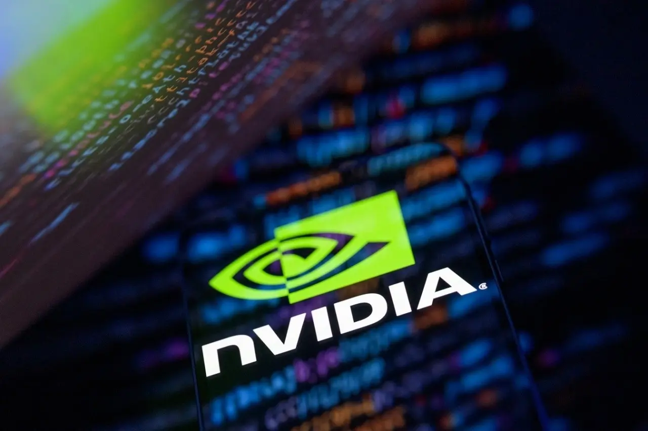 Nvidia: Επενδυτική «απόβαση» $4 δισ. στον τομέα των οπτικών συστημάτων για data centers