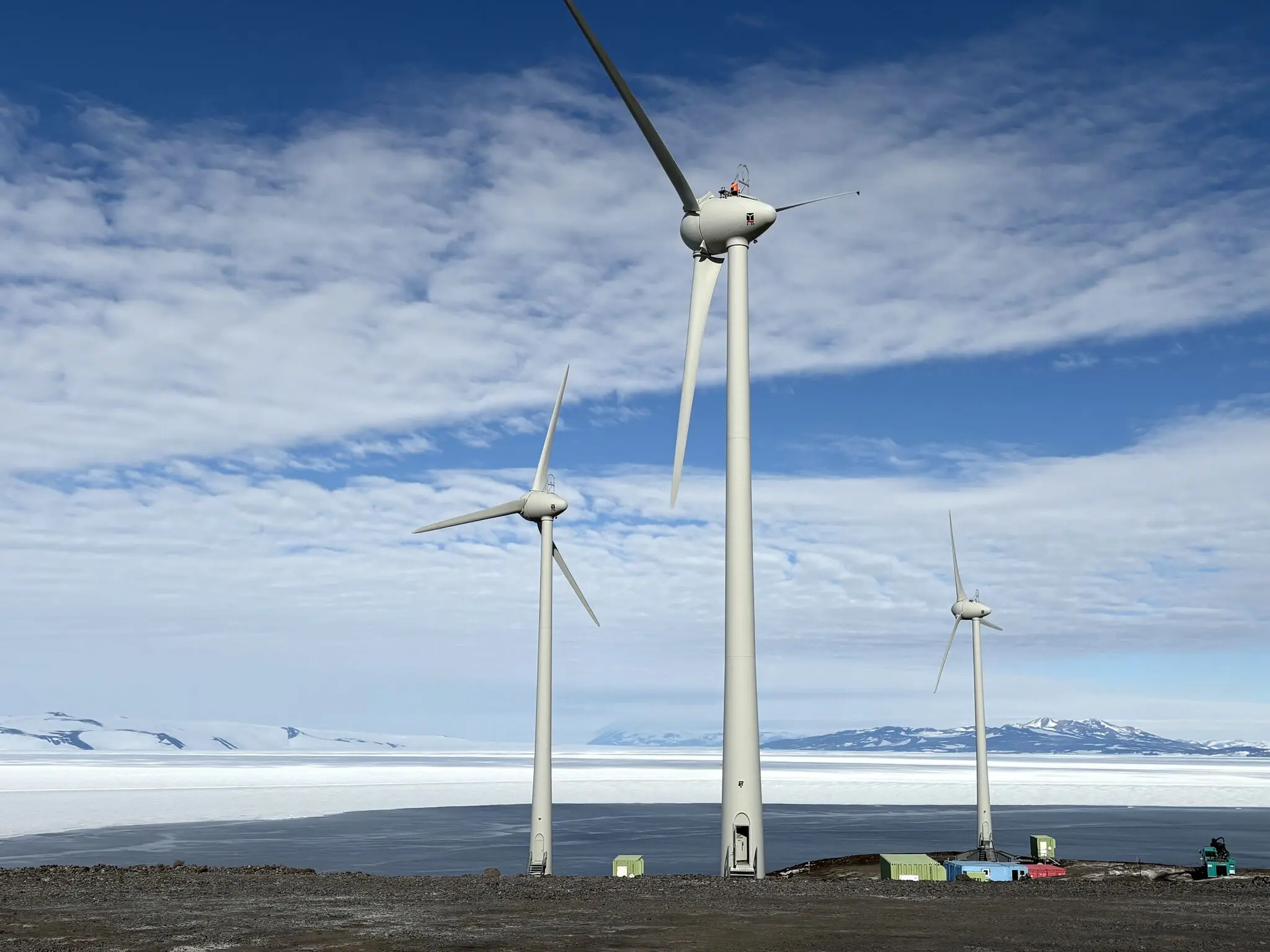 Ανταρκτική: Οι νέες ανεμογεννήτριες και ο κίνδυνος από το λιώσιμο των πάγων