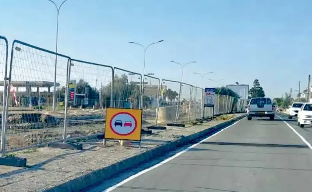 Από 2 σε 8 μήνες οι καθυστερήσεις στον δρόμο Δεκέλειας λόγω τουρισμού – Εξηγήσεις Βαφεάδη