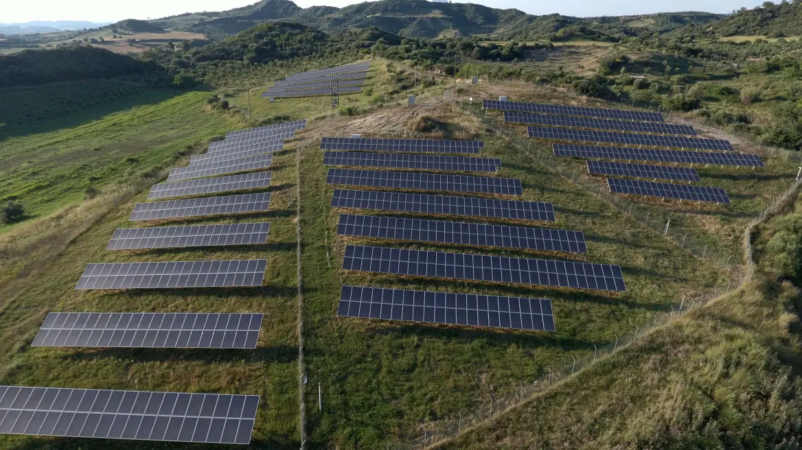 Παραγωγή-ρεκόρ από τα φωτοβολταϊκά στην ΕΕ