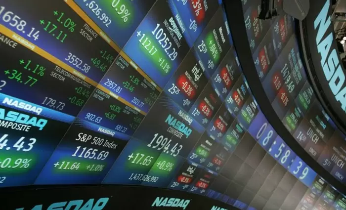 Εβδομαδιαία κέρδη 2,5% σημείωσε το ΧΑΚ