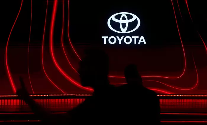 Toyota: Σχεδιάζει πώληση μετοχών αξίας 19 δισ. δολ για την ενίσχυση των εταιρικών μεταρρυθμίσεων