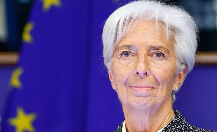 Νέες αυξήσεις επιτοκίων από την ΕΚΤ προανήγγειλε η Κριστίν Λαγκάρντ