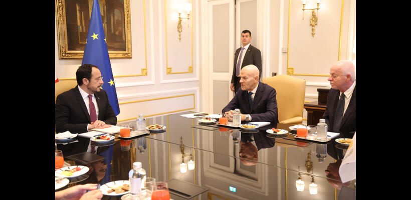 Στο επίκεντρο των επαφών με ΕΝΙ η πώληση ΦΑ μέσω Αιγύπτου το 2027