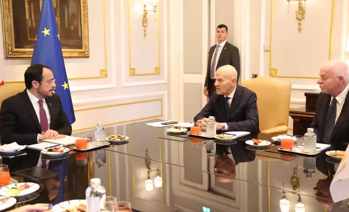 Στο επίκεντρο των επαφών με ΕΝΙ η πώληση ΦΑ μέσω Αιγύπτου το 2027