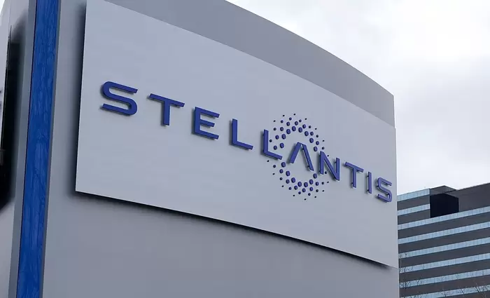 Stellantis: 5ετής επένδυση €60 δισ. με 60 νέα μοντέλα έως το 2030