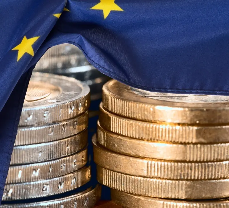 Ευρωζώνη: Νέες πληθωριστικές πιέσεις βλέπουν οι επιχειρήσεις λόγω πολέμου στο Ιράν