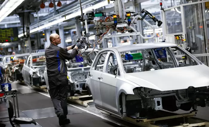 Σε δραματική κατάσταση η αυτοκινητοβιομηχανία στην Βρετανία