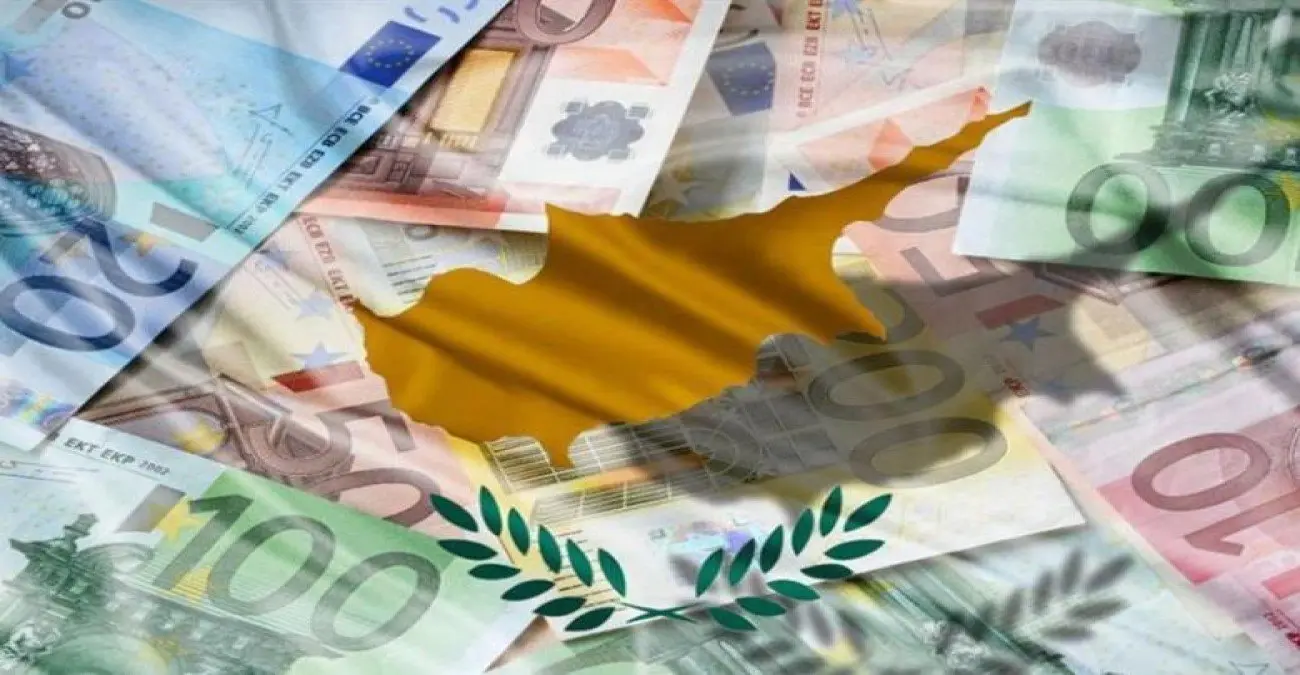 «Ξέφραγο αμπέλι» η Κύπρος - Σε 4 χρόνια εισήλθαν €160 εκατ. μετρητά (Vid)