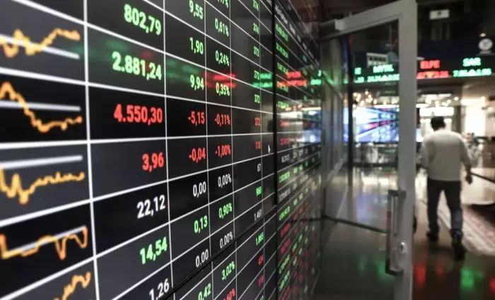 Απώλειες στο ΧΑΚ την Πέμπτη