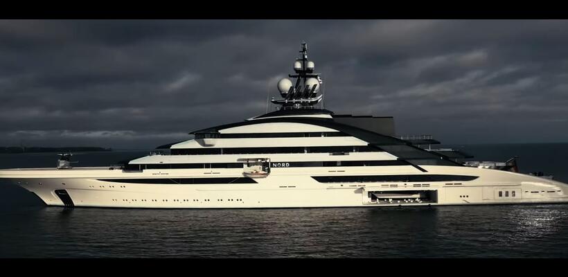 Στενά του Ορμούζ: Υπερθαλαμηγός $500 εκατ. του πλουσιότερου ανθρώπου της Ρωσίας «έσπασε» τον αποκλεισμό