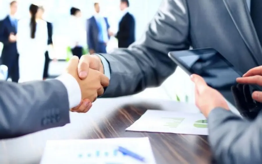 PwC: Οι ελληνικές επιχειρήσεις προσέλκυσαν 5,5 δισ. το 2018