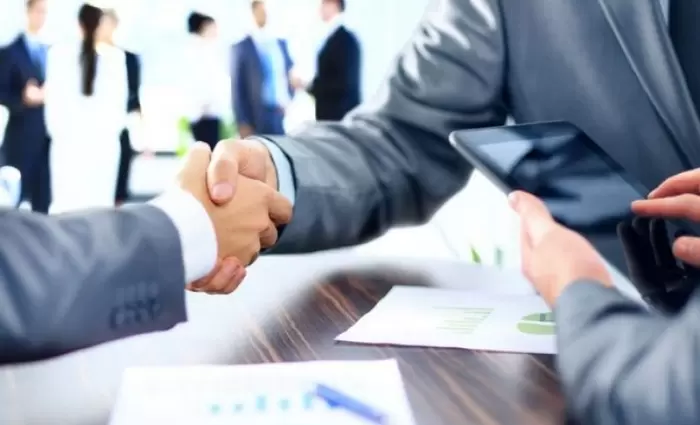 PwC: Οι ελληνικές επιχειρήσεις προσέλκυσαν 5,5 δισ. το 2018