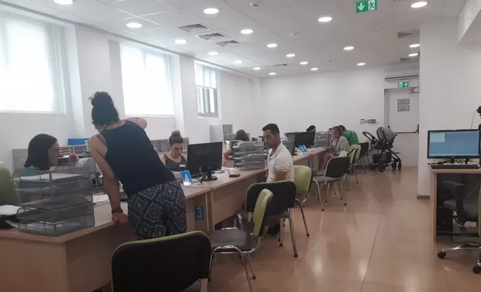 Για ποιος θα είναι ανοιχτά τα ΚΕΠ - Περιορισμοί από το ΥΠΟΙΚ