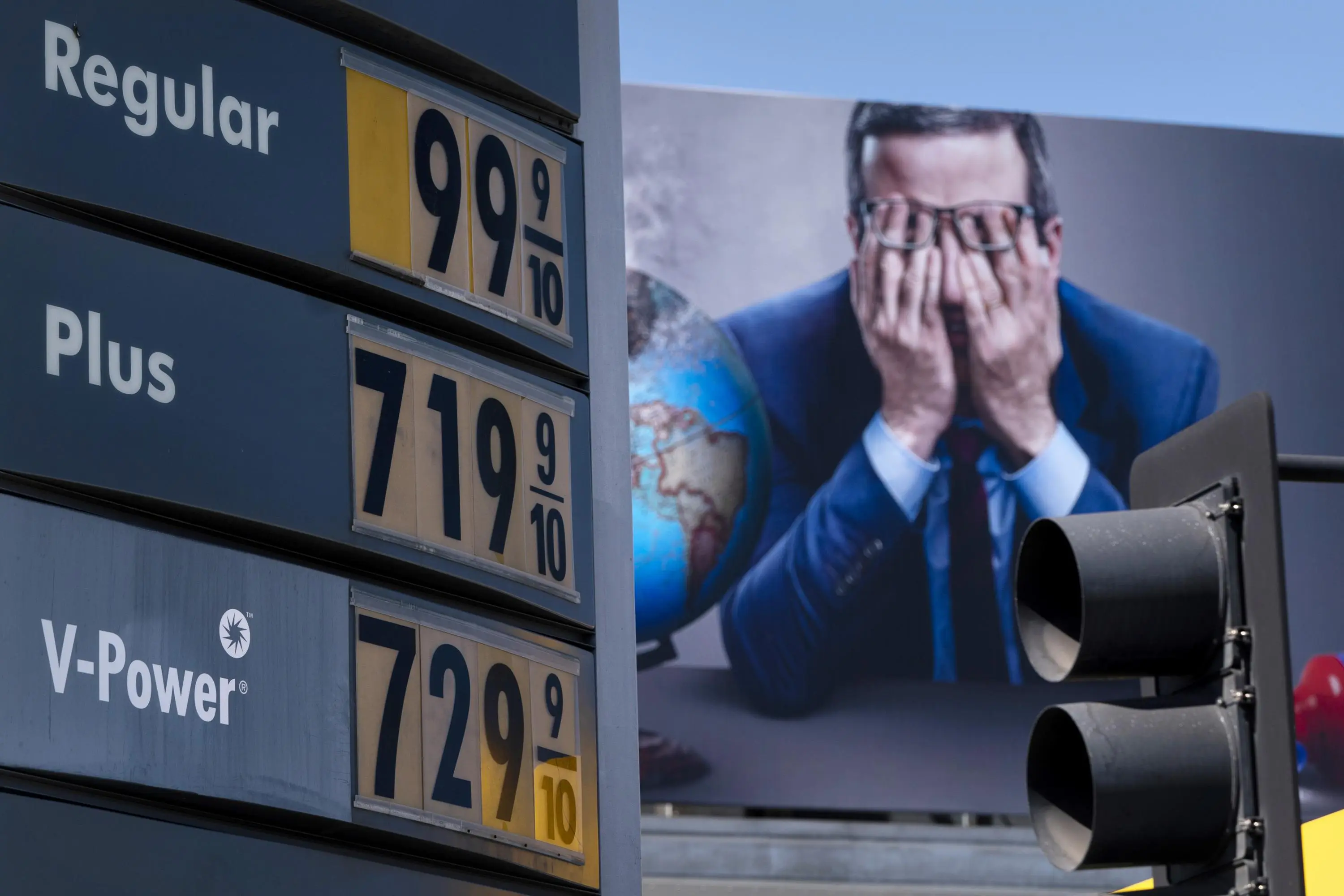 Ο πληθωρισμός «σαρώνει» τις οικονομίες – Οδοιπορικό Bloomberg σε 8 χώρες