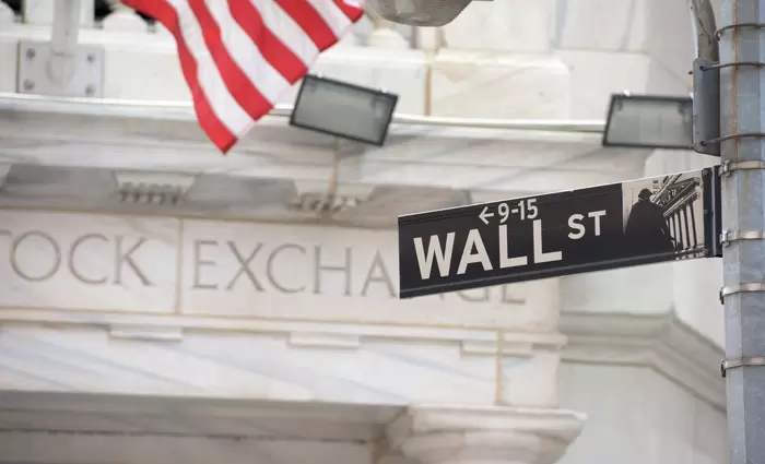 Wall Street: Η τεχνολογία και το ΑΕΠ στηρίζουν το ράλι του Απριλίου
