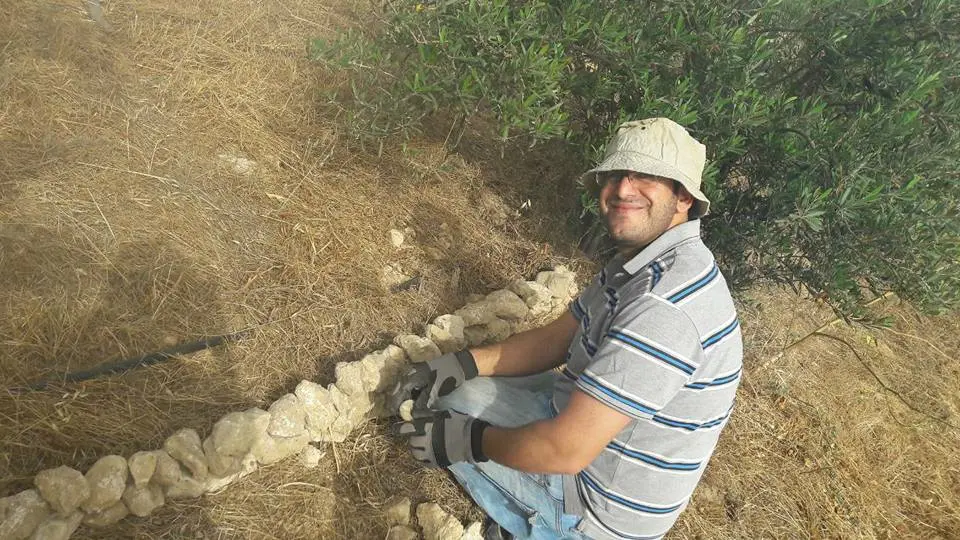 Ο Κύπριος μηχανολόγος που βραβεύθηκε για το ελαιόλαδό του