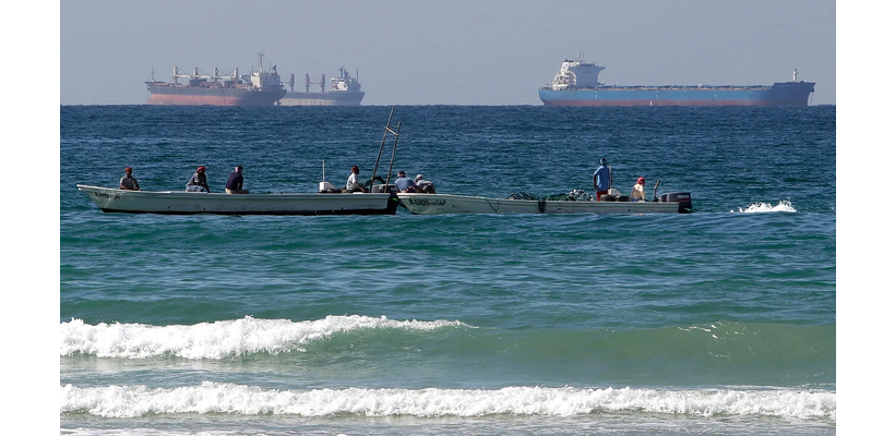 Στενά του Ορμούζ: Μειώθηκαν κατά 80% οι διελεύσεις πλοίων με μόλις 28 πλοία το τελευταίο 24ωρο