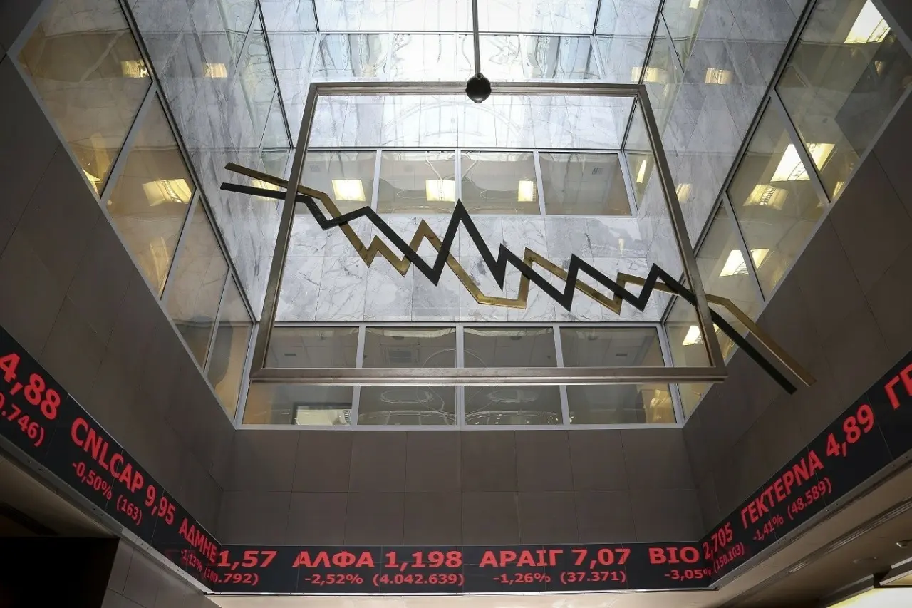 Νέο sell off στο Χρηματιστήριο: Τα «σύννεφα» του πολέμου ΗΠΑ-Ιράν σκεπάζουν τις παγκόσμιες αγορές