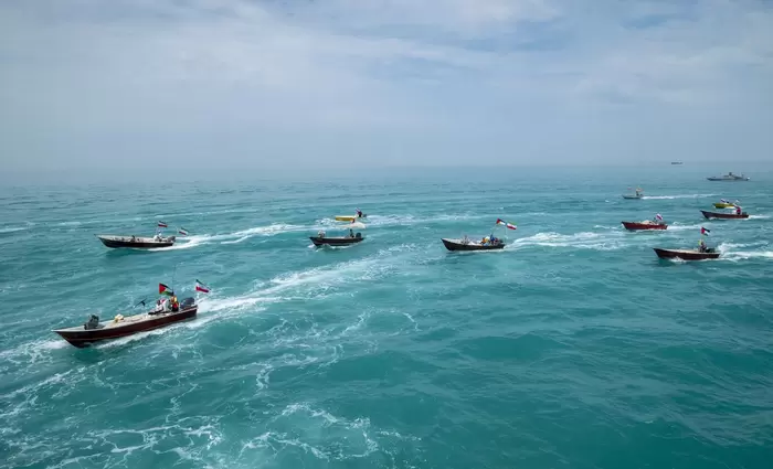 Στενά του Ορμούζ: Έλλειψη δεξαμενόπλοιων απειλεί την παγκόσμια προσφορά πετρελαίου