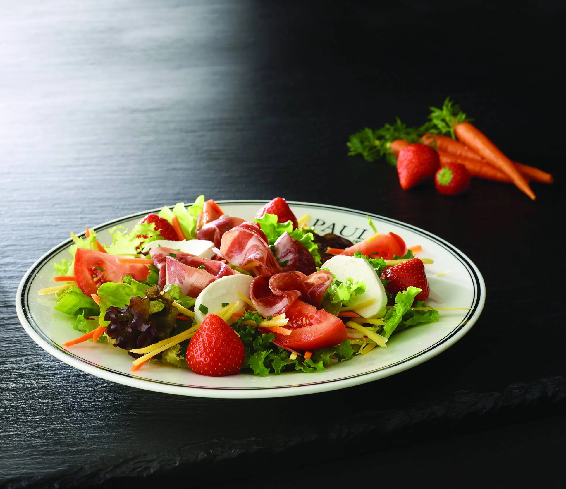 Νέο καλοκαιρινό μενού στο PAUL!