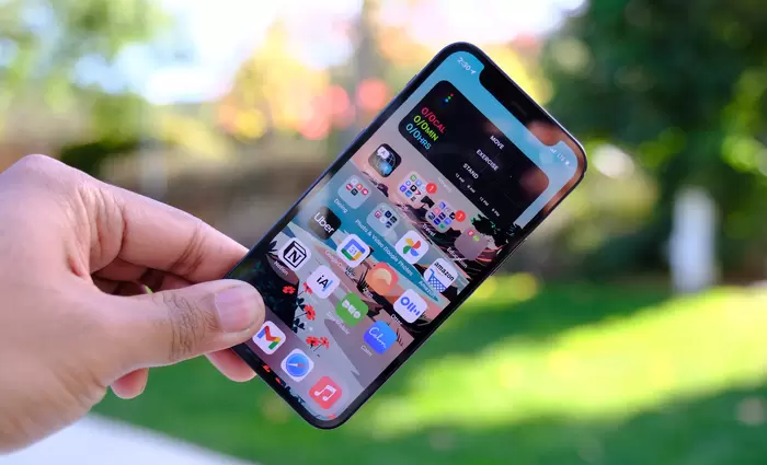 H Apple ίσως σταματήσει την παραγωγή του iPhone 12 mini