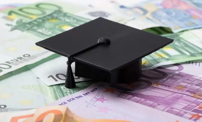 Προσφέρουν υποτροφία ύψους €27.000 για φοίτηση στο Κολλέγιο της Ευρώπης
