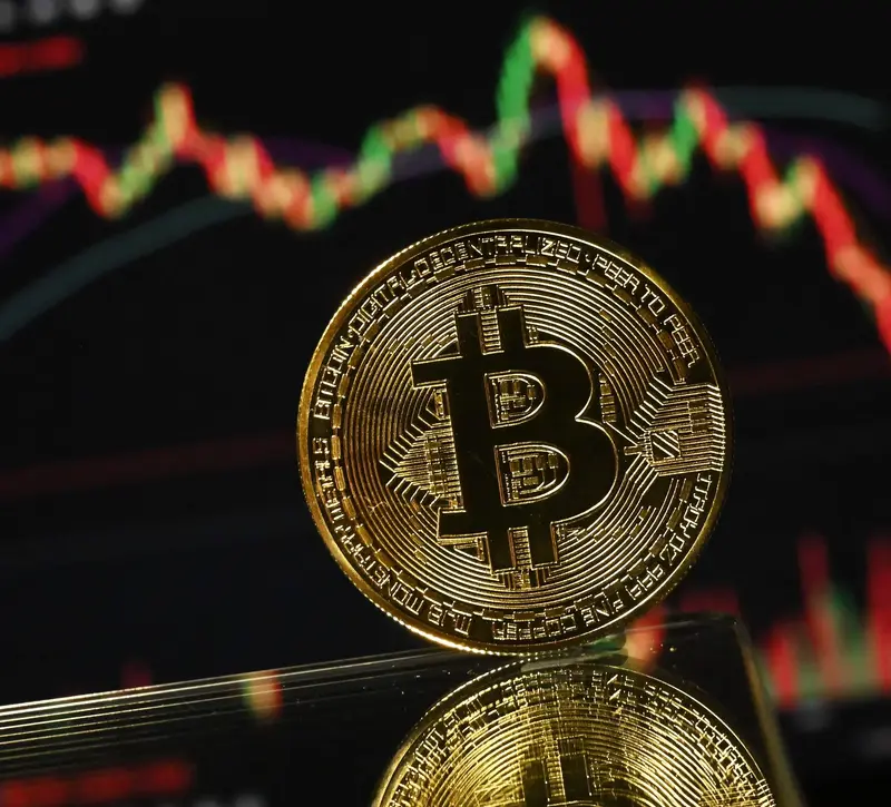 Bitcoin: Υψηλό τριμήνου στα 80.000 δολάρια