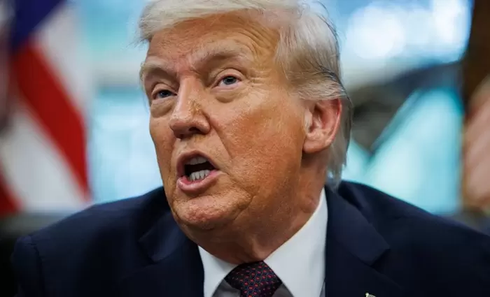 Προειδοποίηση Τραμπ στο Ανώτατο Δικαστήριο να μην μπλοκάρει τους δασμούς