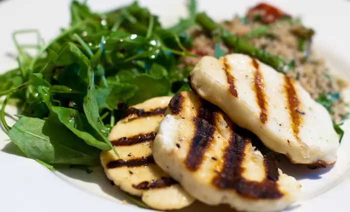 Απίστευτες γκάφες και προχειρότητες με το χαλούμι