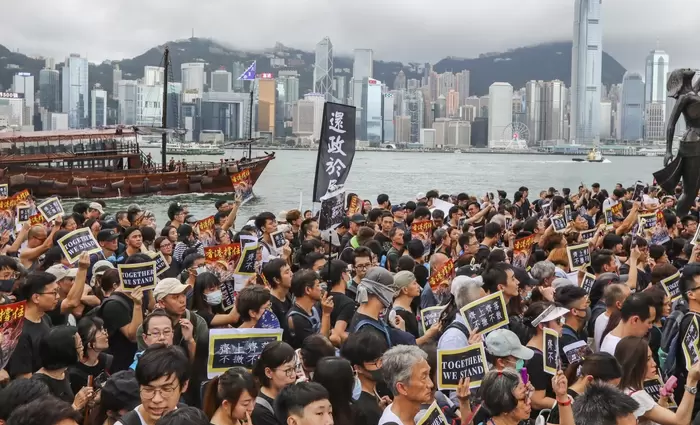 Προς νέες τεράστιες διαδηλώσεις το Χονγκ Κονγκ