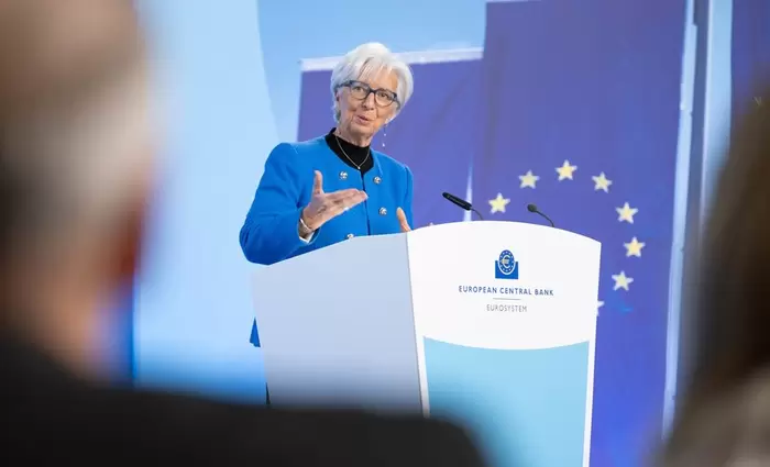 Bloomberg: Τα φαβορί για τη διαδοχή της Λαγκάρντ στο τιμόνι της ΕΚΤ