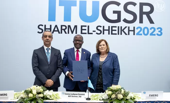 Υπογραφή σημαντικών συμφωνιών από τον Βοηθό Επίτροπο Επικοινωνιών