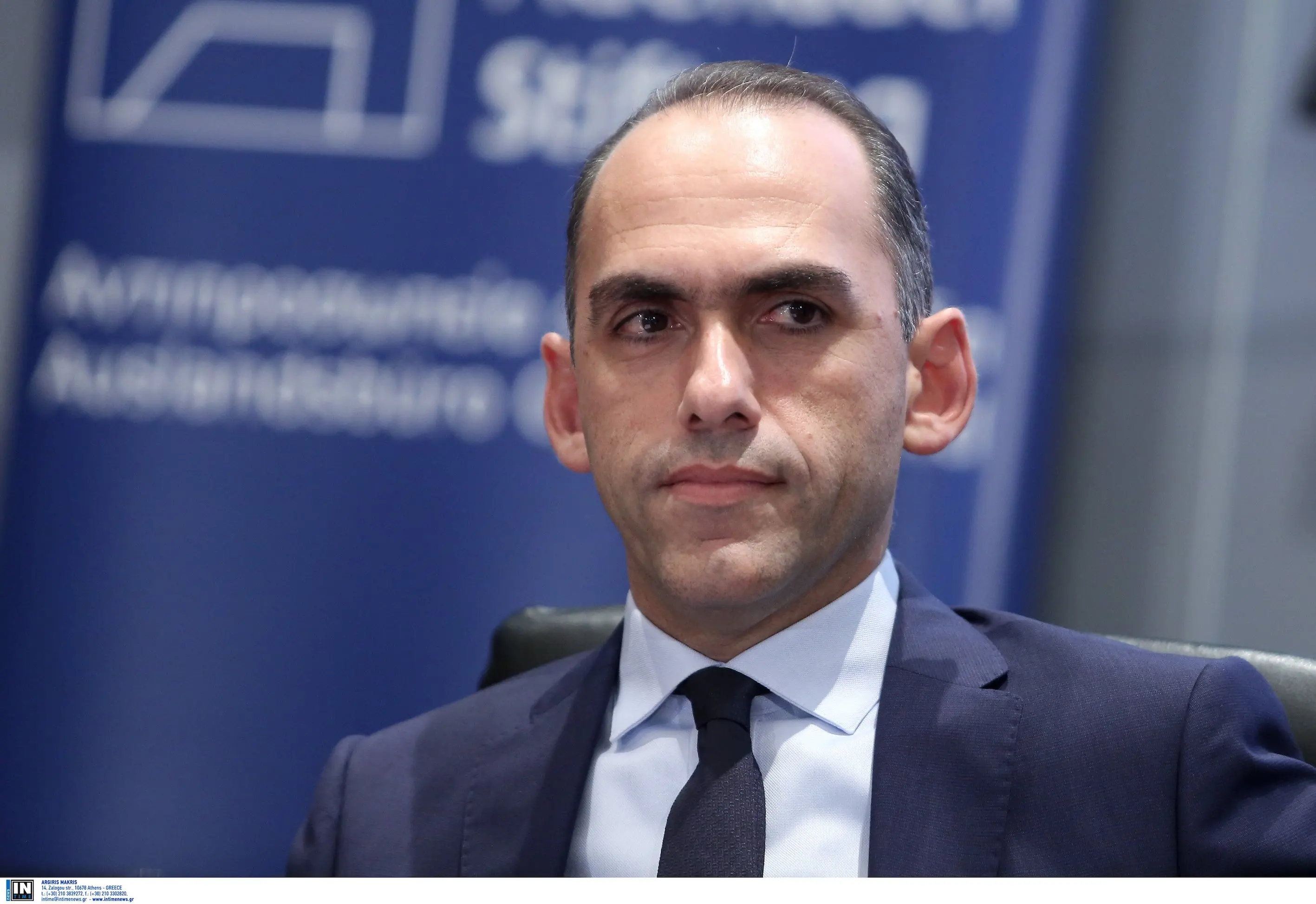 Χάρης: Δεν θα επιβαρυνθεί ο ιδιωτικός τομέας από την απόφαση για τις περικοπές