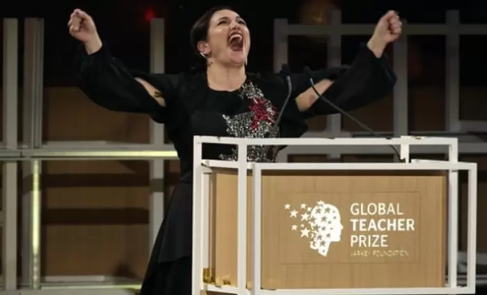 Χρηματικό έπαθλο 810.000 ευρώ για την Κύπρια δασκάλα